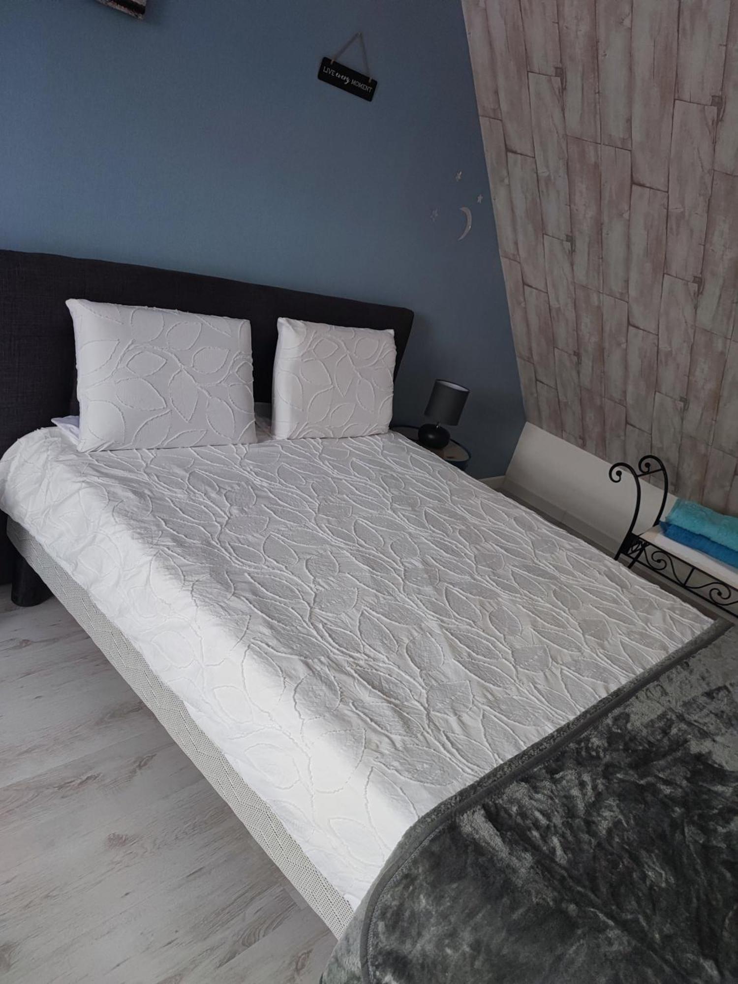 Homestay Repos!